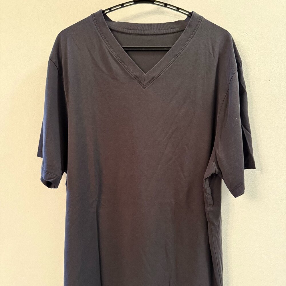 Lululemon VNeck TShirts - Pack of 4 (Black and Blue)